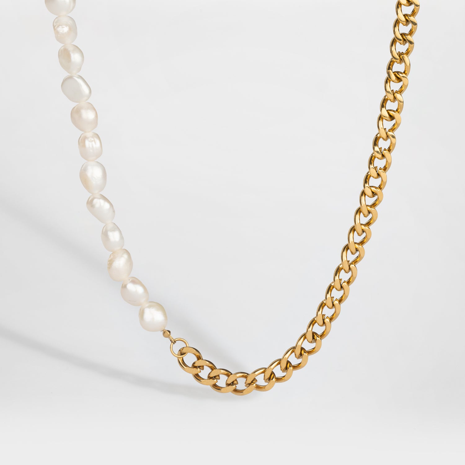 Kattegat Perle halskæde - Guldtonet