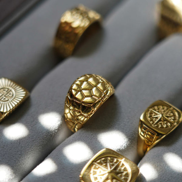 EARTHQUAKE SIGNATURE RING (GULD)