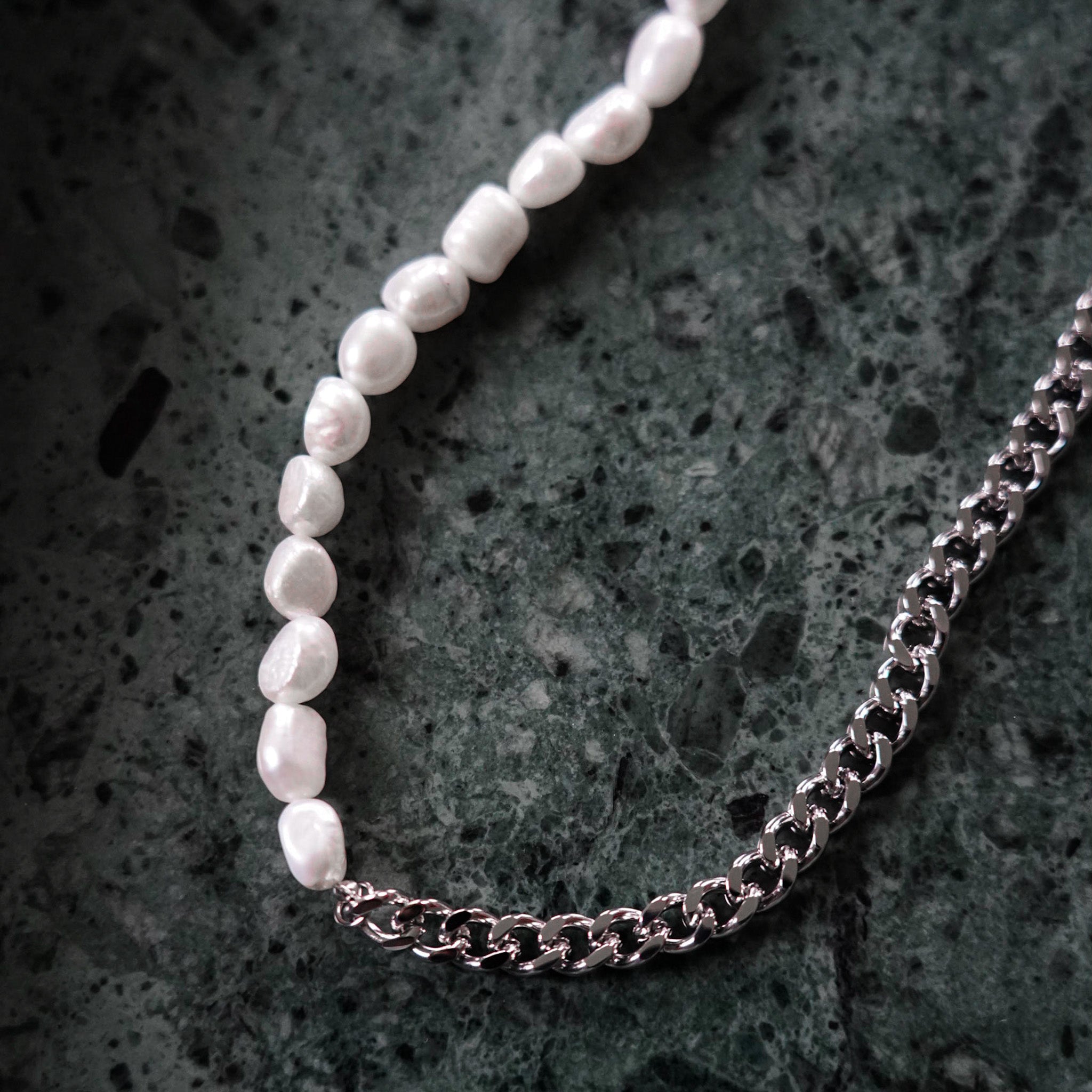 Kattegat Perle halskæde - Sølvtonet