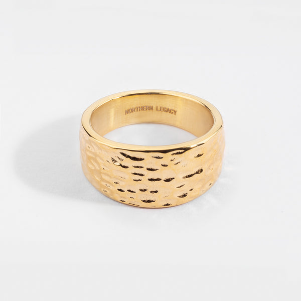 HAMMERED SIGNATURE RING (GULD)