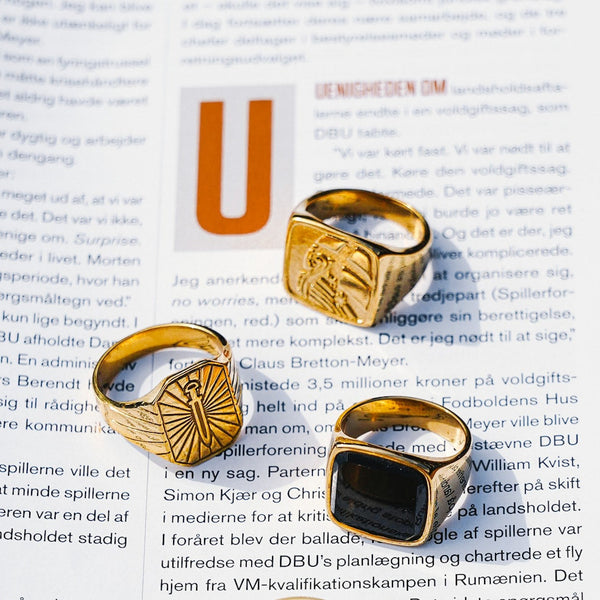 EXPLORER OVERSIZE SIGNET RING (GULD)