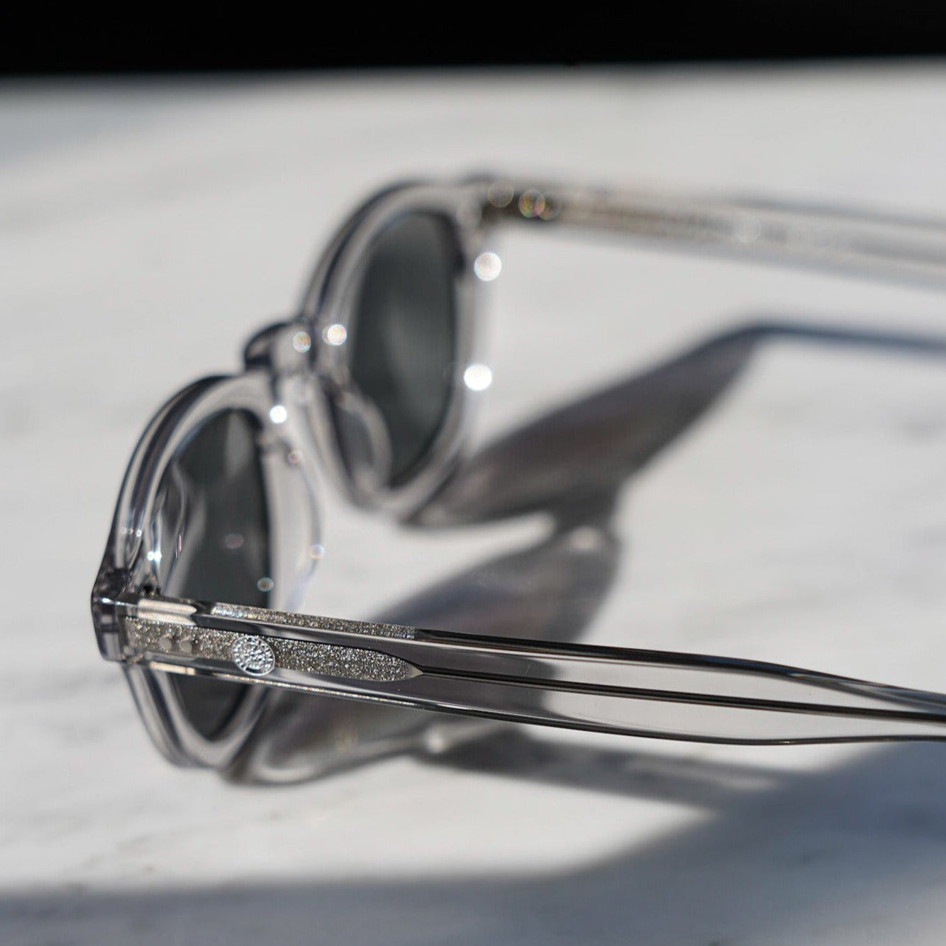 Legacy solbriller - Transparent grå